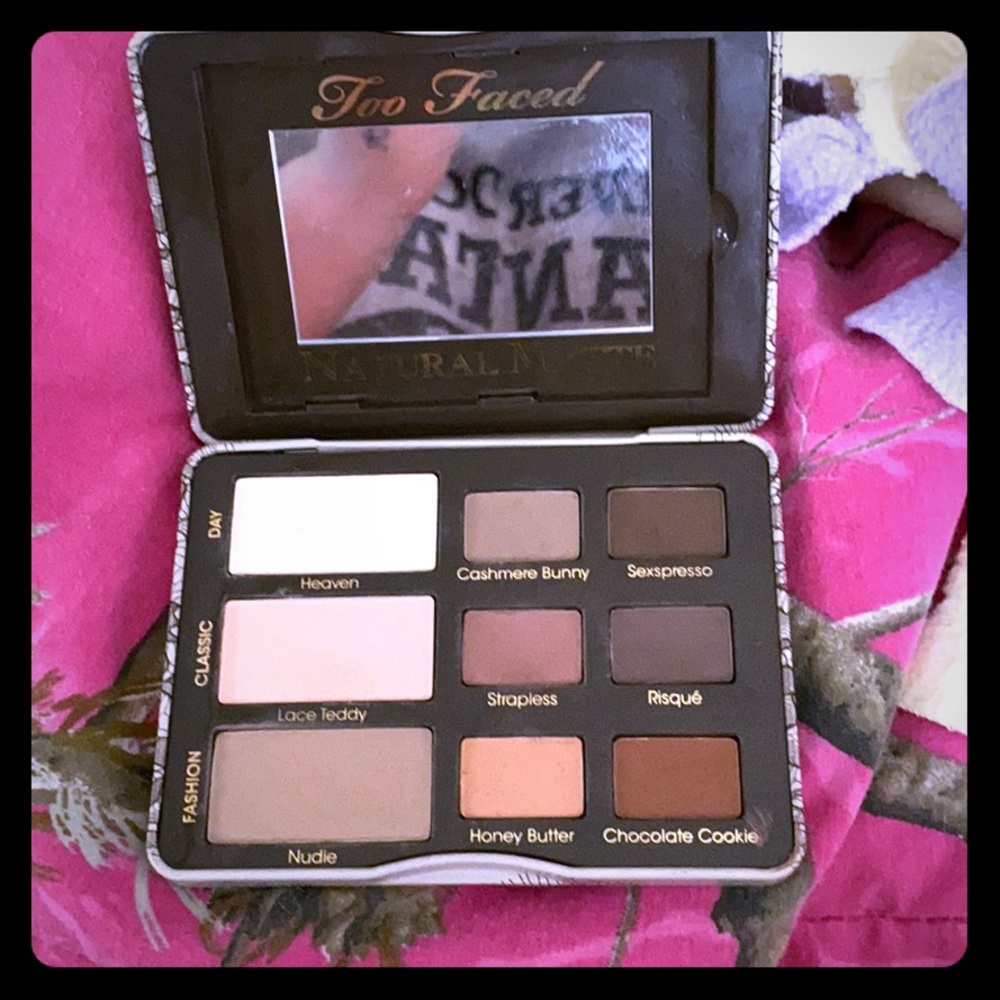 Too faced natural matte pallette